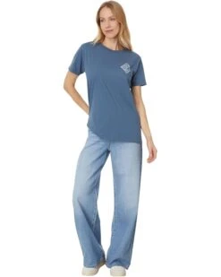 Salty Crew Floral Tippet Boyfriend Tee | Shirts & Tops -Closet Daily Shop 619yeOrqUxL. AC SR736920